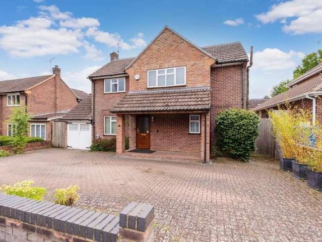 House for sale in Bray Wick, Maidenhead
