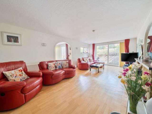 House for sale in Northwood, Greater London