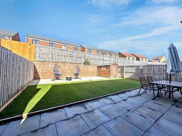 House for sale in Holystone, Benton
