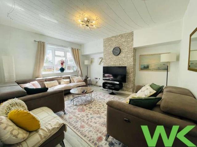 House for sale in Stone Cross, Wednesbury