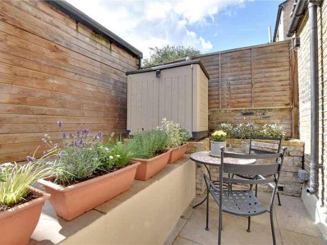 House for sale in Royal Borough of Greenwich, Greater London