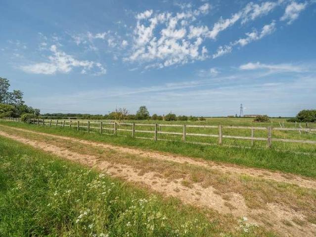 House for sale in Barholm, Lincolnshire