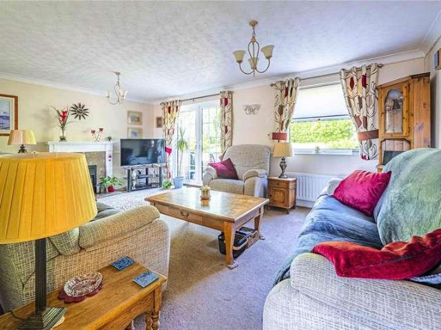 House for sale in Pouchen End, Hertfordshire