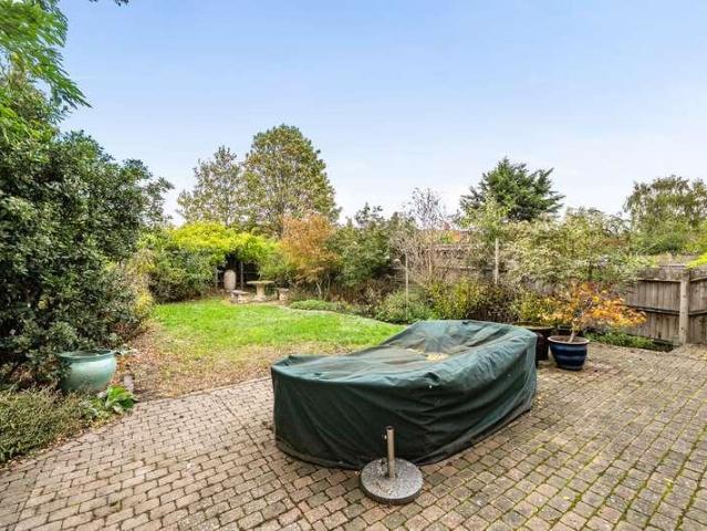 House for sale in Thame, South Oxfordshire