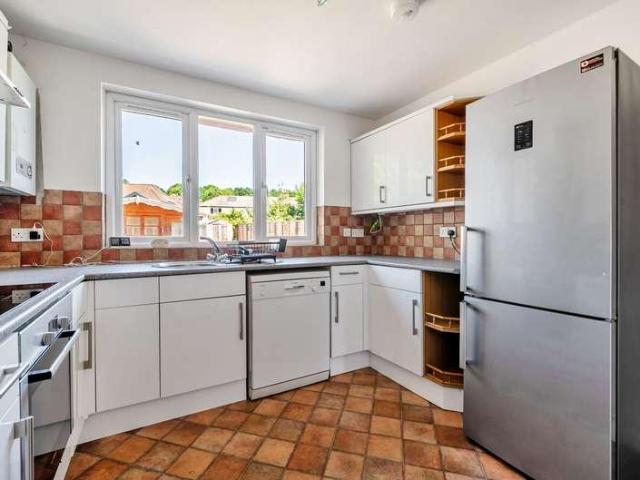 House for sale in Guildford Park, Westborough