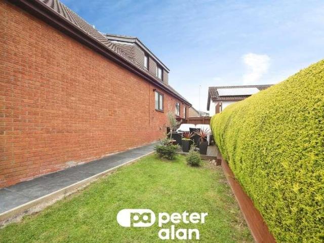 House for sale in Crumlin, Wales