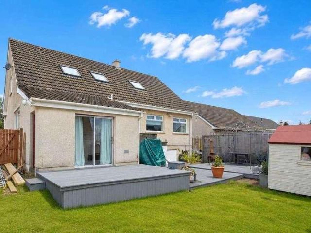 House for sale in Blackwood, Scotland