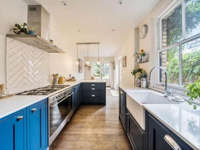 House for sale in Castle, Bedford