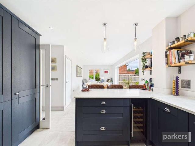 House for sale in Dunsden Green, Berrick Salome