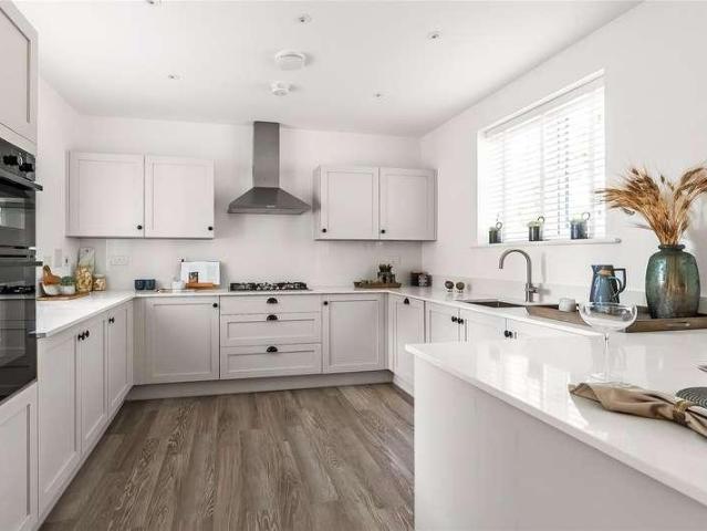 House for sale in Ottershaw, Runnymede