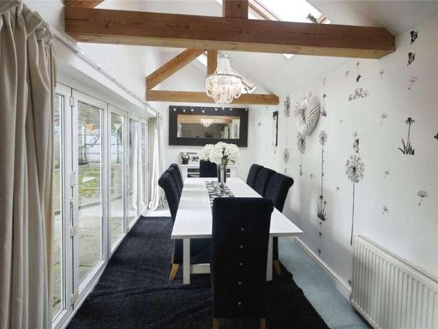 House for sale in Navestock Side, Essex