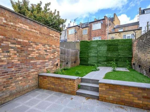 House for sale in Highbury, Greater London