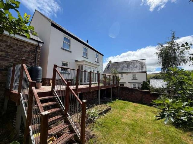 House for sale in Strode, Devon