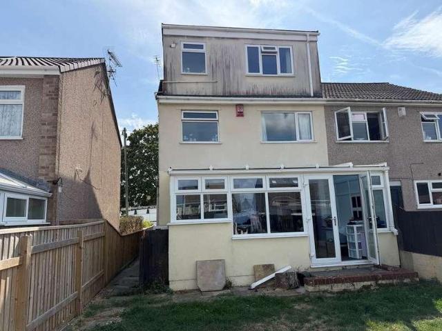 House for sale in Feckenham, City Of Bristol