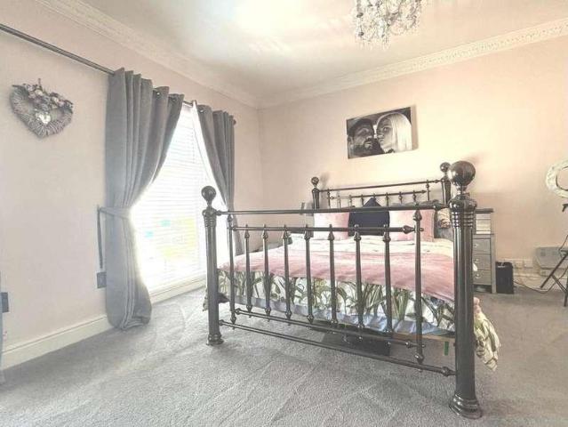 House for sale in Mid Glamorgan