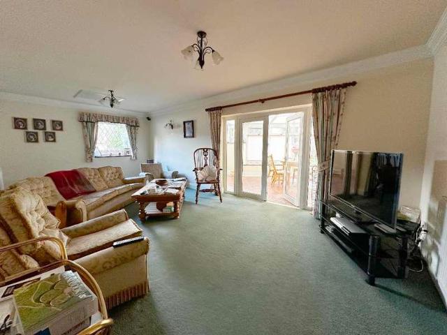 House for sale in Solihull, Ulverley Green