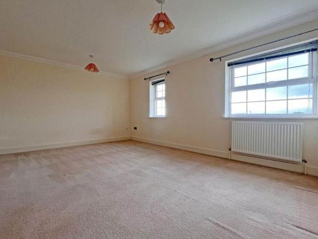 House for sale in Sovereign Harbour, Eastbourne