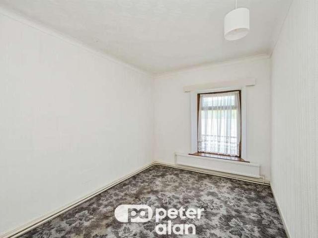 House for sale in Crynant