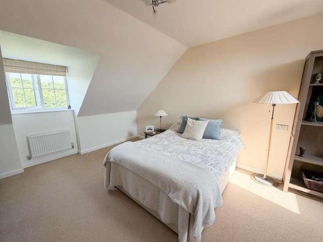 House for sale in Brynmenyn, Wales