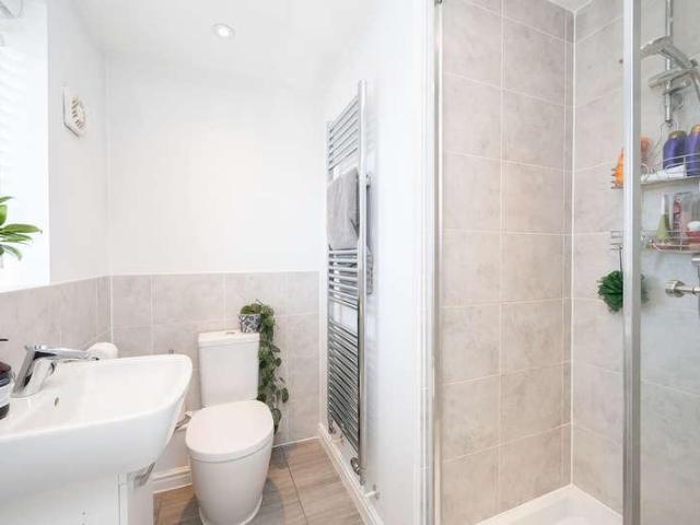 House for sale in Horsham, West Sussex