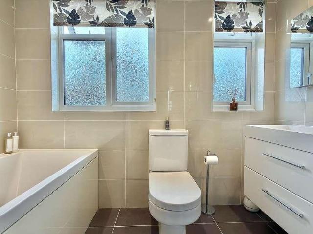 House for sale in Hythe and Dibden, Ashurst Bridge