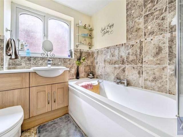 House for sale in Buckingham, Buckinghamshire