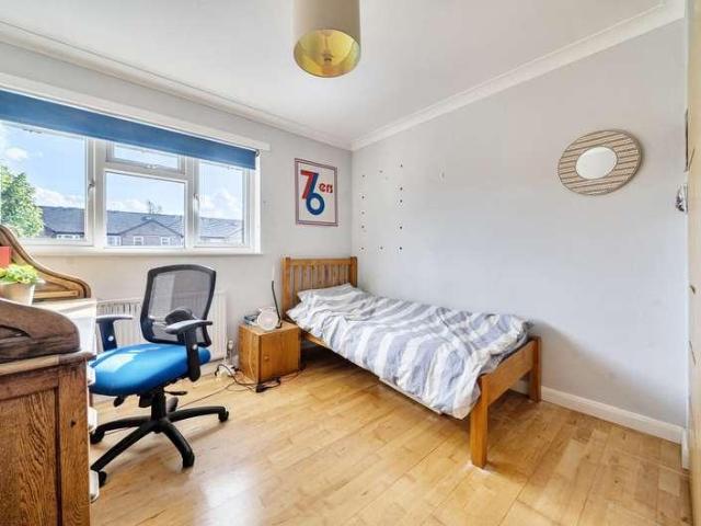House for sale in Clewer Within, Windsor