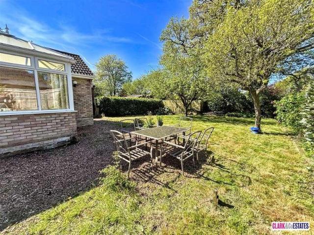 House for sale in Woodbury, Budlake