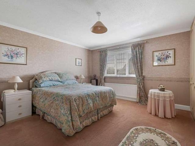 House for sale in Down Ampney, Cotswold