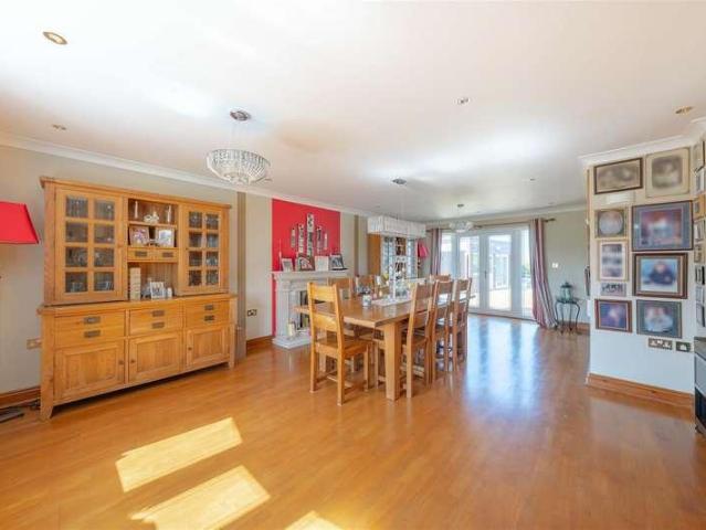 House for sale in Northamptonshire
