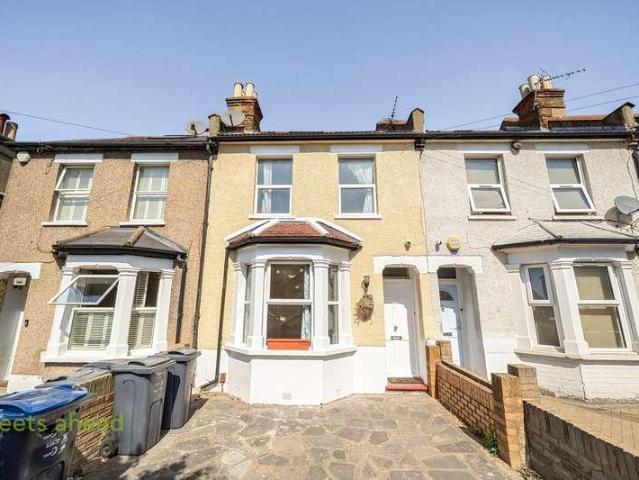 House for sale in London Borough of Croydon, Thornton Heath