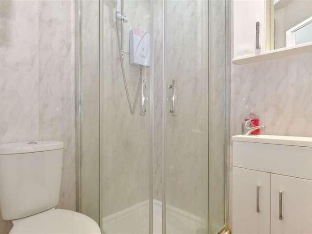 House for sale in Brompton, Gillingham