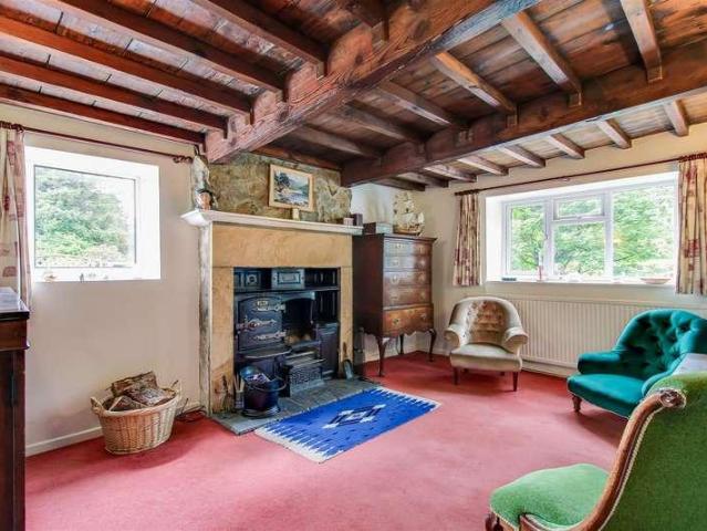 House for sale in Flockton, West Yorkshire