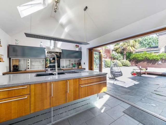 House for sale in Denham, Higher Denham