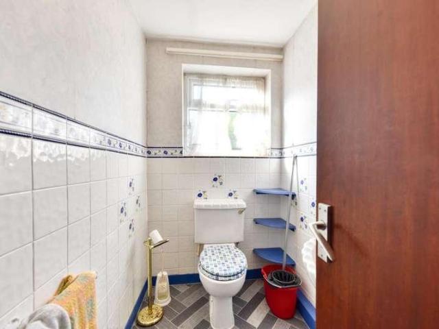 House for sale in Burton Joyce, Gedling