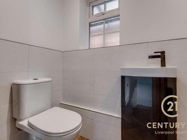 House for sale in Woolton, Calderstones
