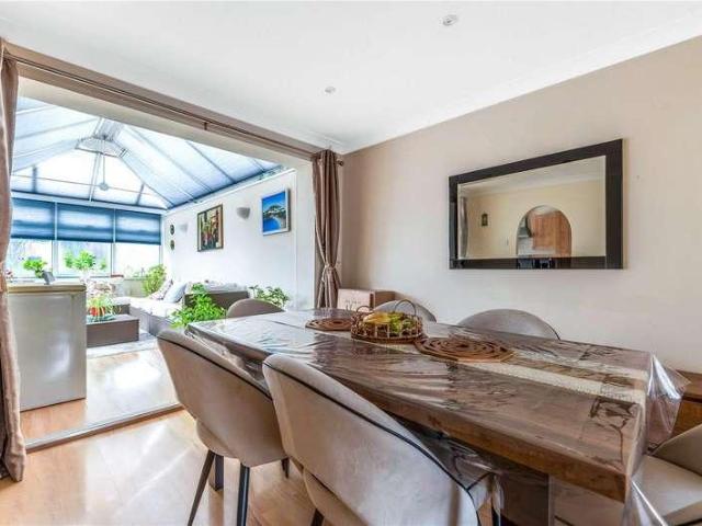 House for sale in Hayes, Greater London