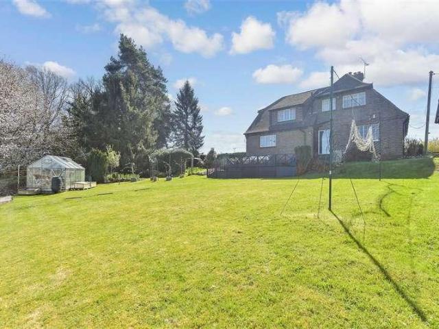 House for sale in Saint Hill Green, Perryfields
