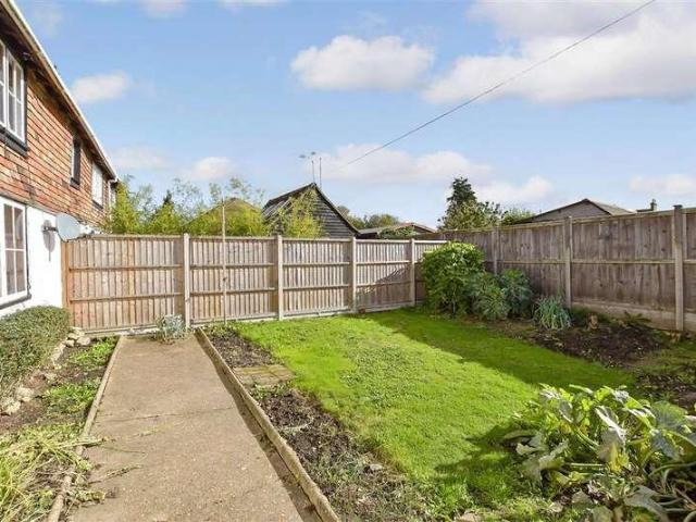 House for sale in Willesborough, Bridgefield