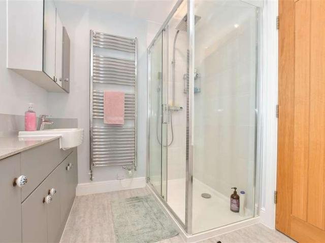 House for sale in Worth, Ash