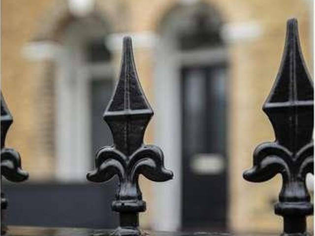 House for sale in East Dulwich, Greater London