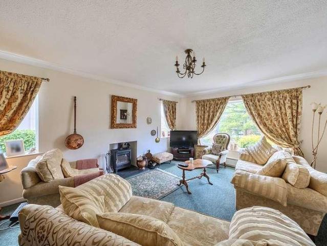 House for sale in Croscombe, Somerset