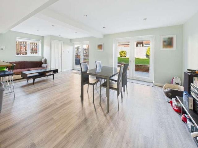 House for sale in Horsham, West Sussex
