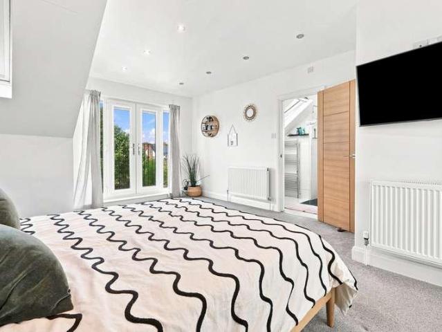 House for sale in Alton Barnes, Essex