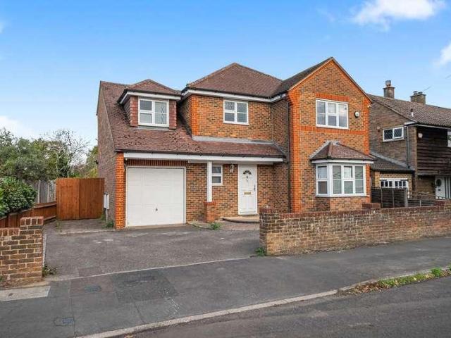 House for sale in Molesey, Elmbridge