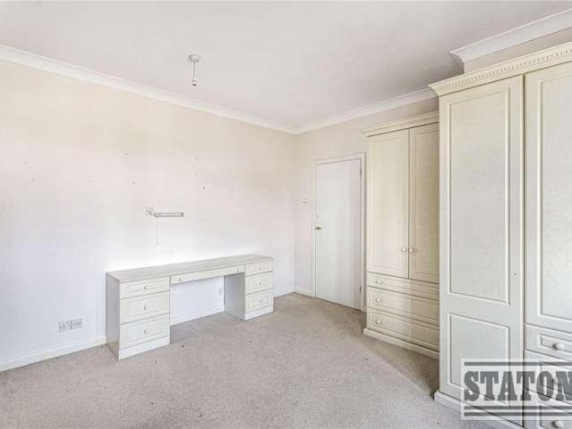 House for sale in Southgate, Greater London