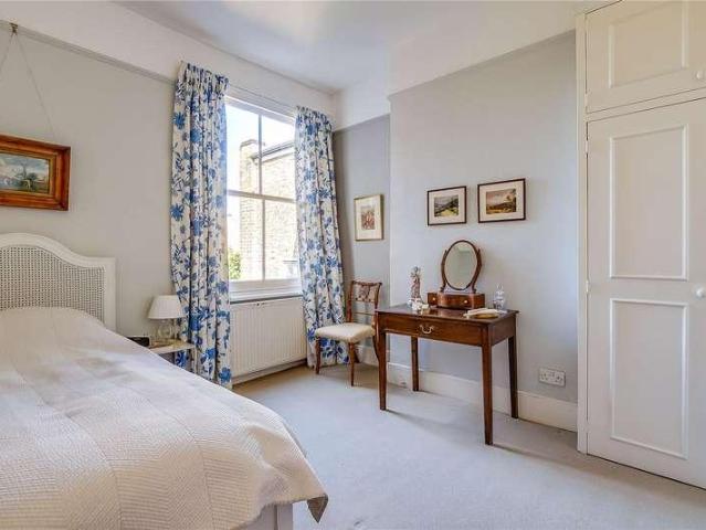 House for sale in London Borough of Wandsworth, Greater London