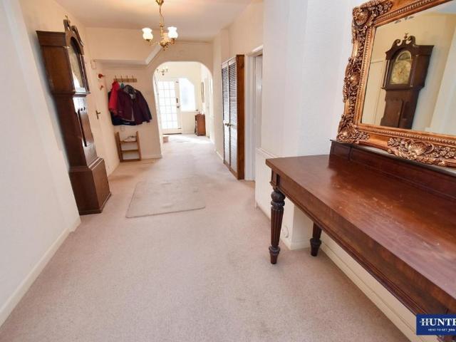 House for sale in Stoneygate, Leicester