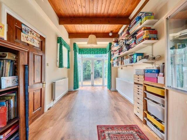 House for sale in Little Stanmore, Greater London