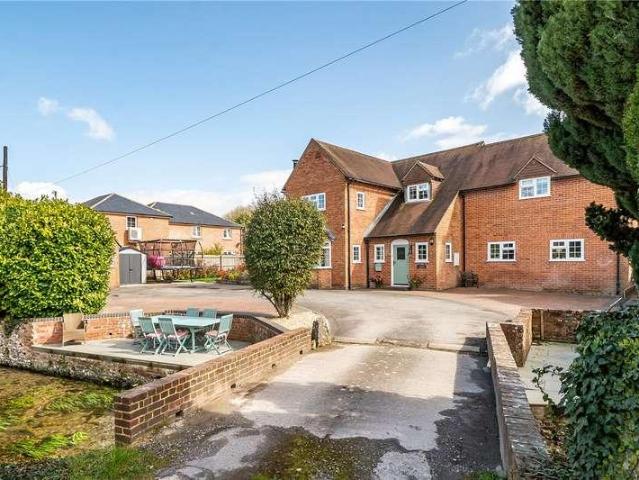 House for sale in Shrewton, Wiltshire
